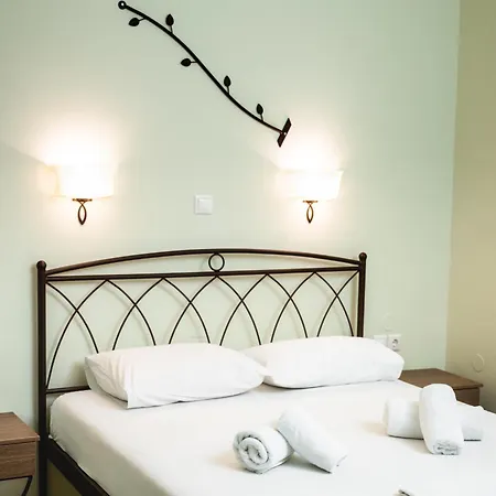 Konstantinos & 2 Apart-hotel