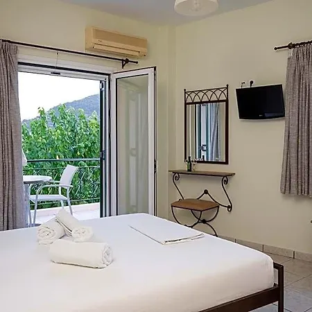 Konstantinos & 2 Aparthotel Nydri (Lefkada)