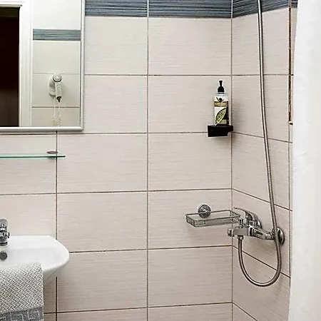 Aparthotel Konstantinos & 2 Nydri (Lefkada)